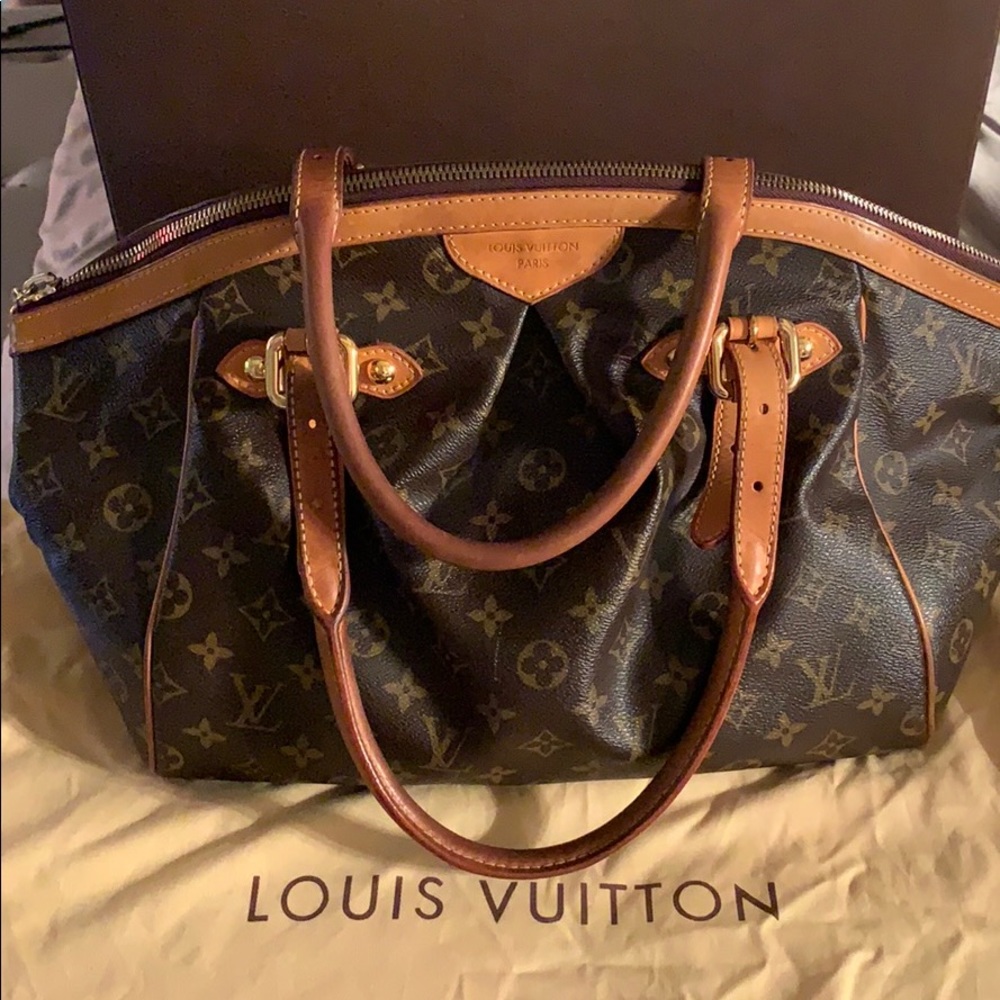 100% Authentic Louis Vuitton Tivoli